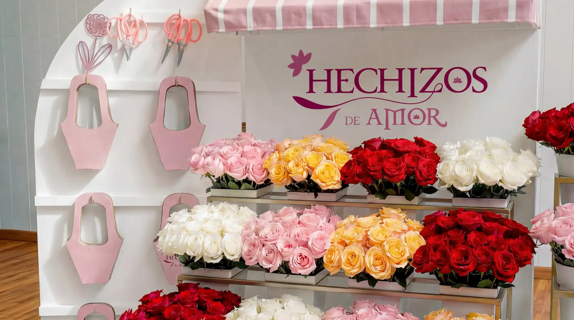 Rosas de diferentes colores con su significado en floristería de Bogotá